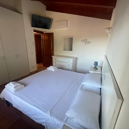 Villa Runcina 1 *